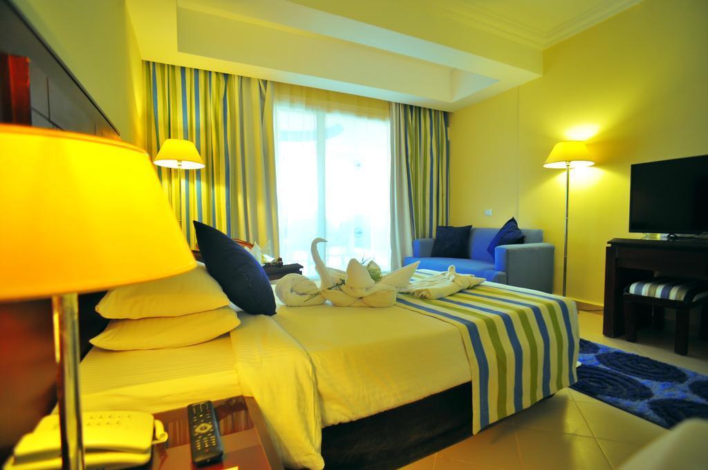 Sea Beach Aqua Park Resort Managed By Blue Resorts 샤름 엘 셰이크 외부 사진